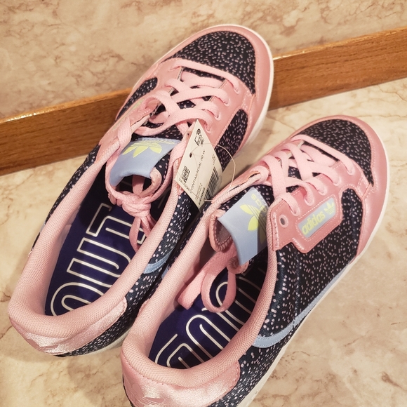 ⬆️Adidas - Picture 8 of 9